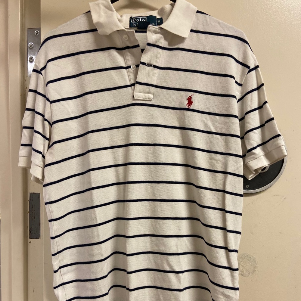 Men’s Polo Size Medium